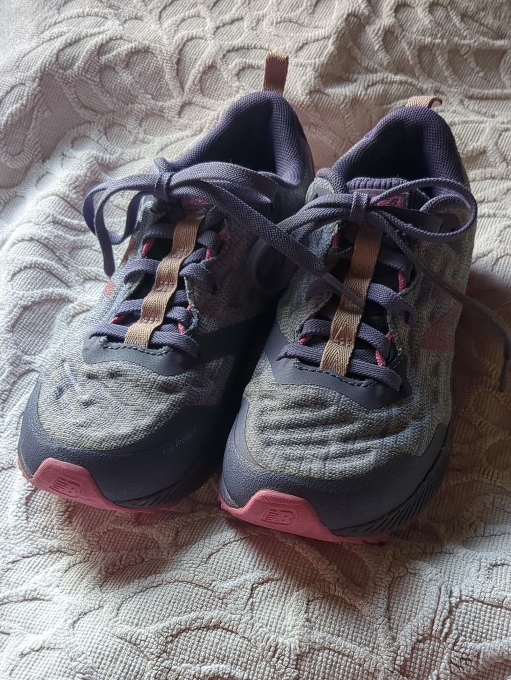 New Balance Kids Sneakers in Purple, Pink, Tan